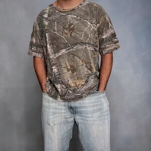 Realtree Xtra Camo T-Shirt Short Sleeve Brown Green Skater Retro Size XL